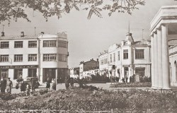 Русский театр.jpg